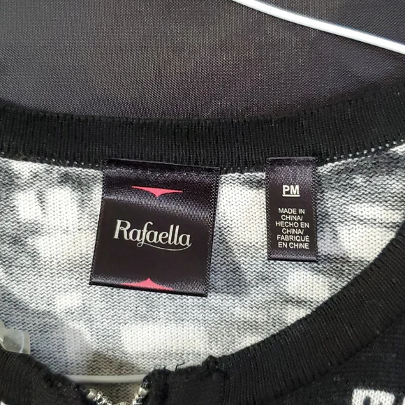 NWT gorgeous Rafaella Brushstroke Plaid Sweater (P/M) Brand new with tags! - Picture 2 of 3